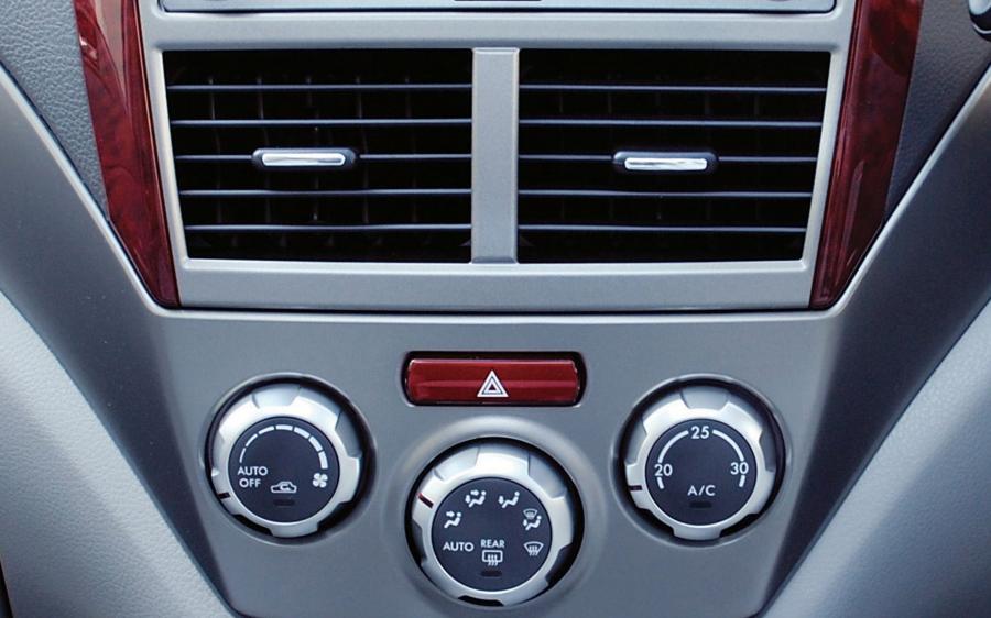  Subaru Forester 2009 года  (фото 35 из 156)